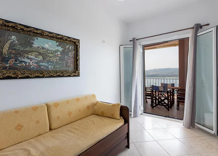 Alicia 아파트호텔 Fársa